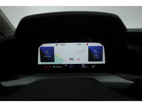Volkswagen Golf 1.0 eTSI Life Business | Adapt. Cruise | Memory | Massage | Apple CarPlay & Android Auto | Stoel- Stuurverw. |