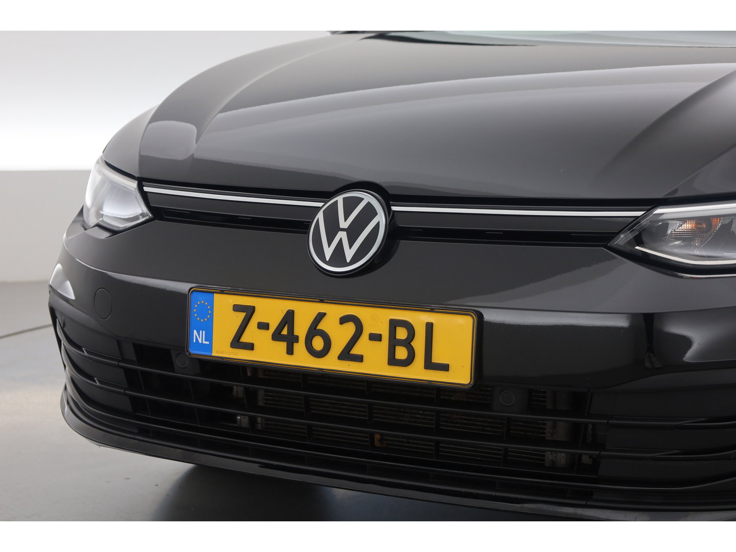 Volkswagen Golf 1.0 eTSI Life Business | Adapt. Cruise | Memory | Massage | Apple CarPlay & Android Auto | Stoel- Stuurverw. |