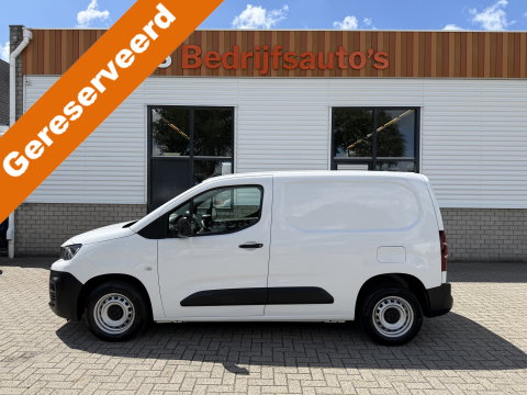 Peugeot Partner 1.2 PureTech Premium / vaste prijs rijklaar € 11.750 ex btw / lease vanaf € 198 / airco / cruise control / benzine grijs kenteken / pdc achter / raam in de schuifdeur