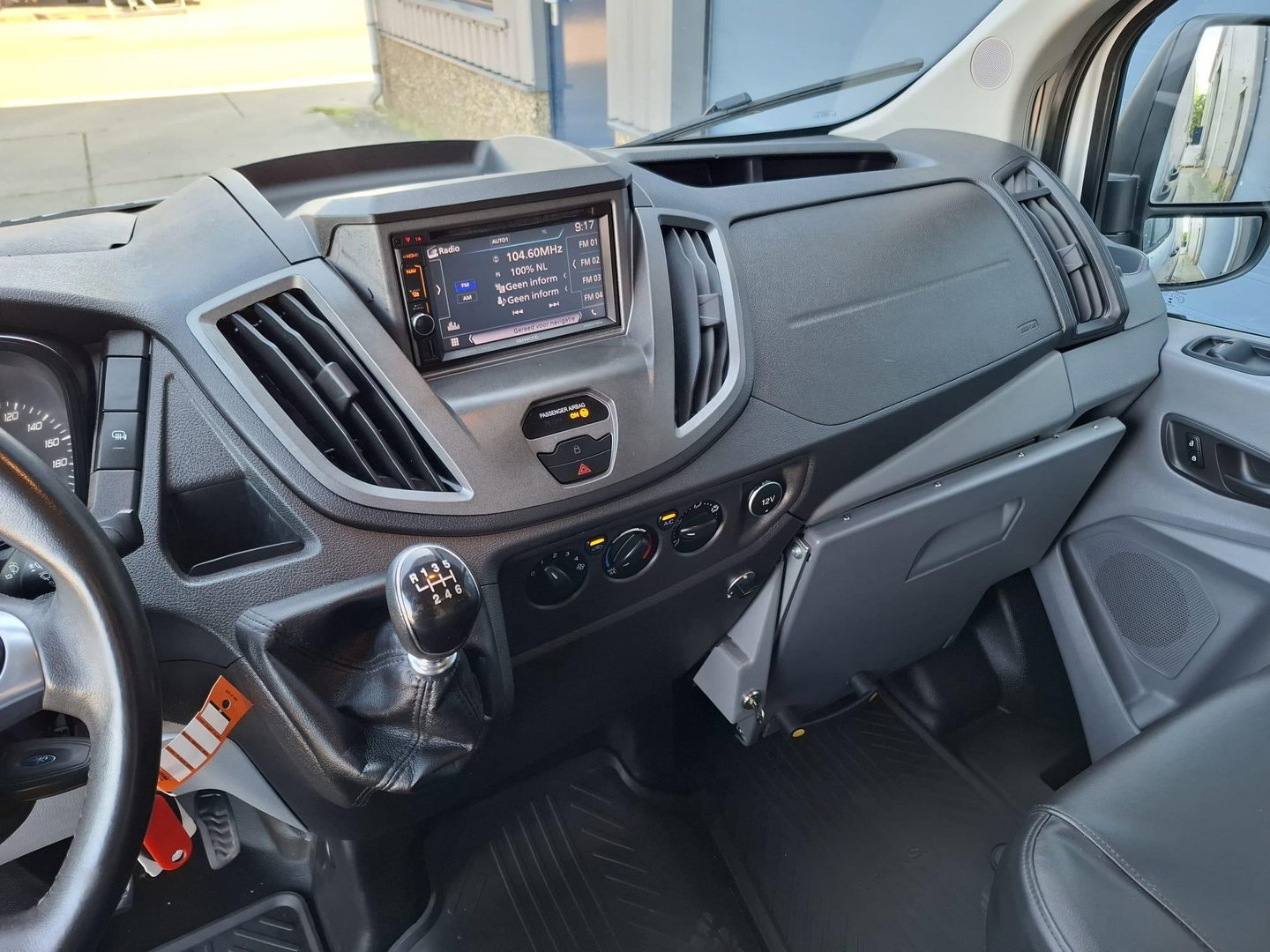 Ford Transit 350 2.0 TDCI L2H3 Trend AIRCO / CRUISE CONTROLE / L2H2 / KASTEN INRICHTING / EURO 6