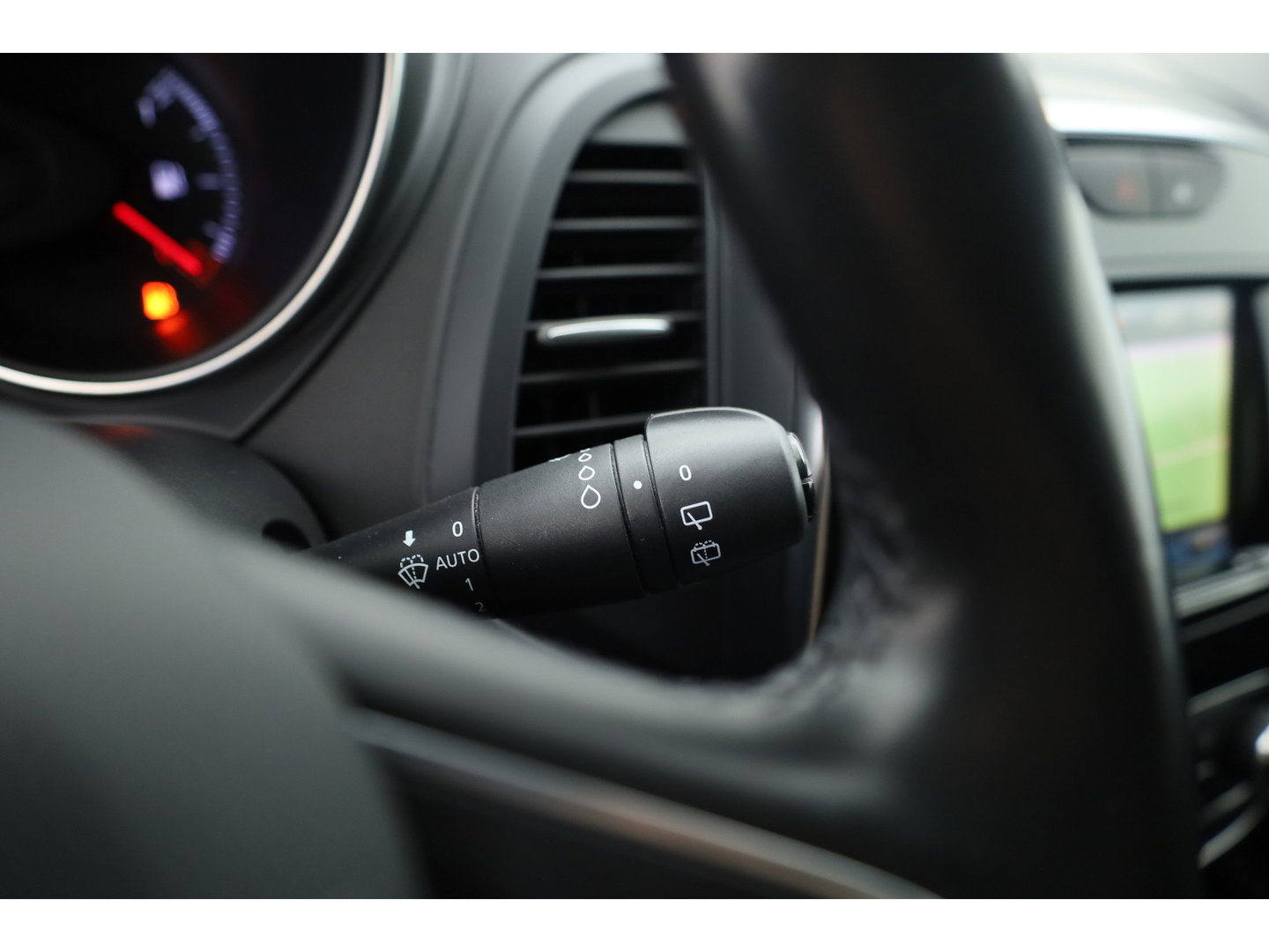 Renault Captur 0.9 TCe Intens | Trekhaak | Cruise Control | Keyless | Camera | Bluetooth | Navi | PDC V+A