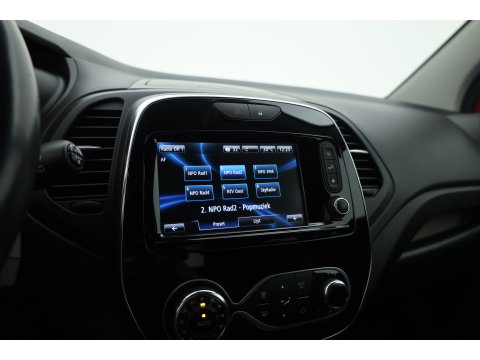 Renault Captur 0.9 TCe Intens | Trekhaak | Cruise Control | Keyless | Camera | Bluetooth | Navi | PDC V+A