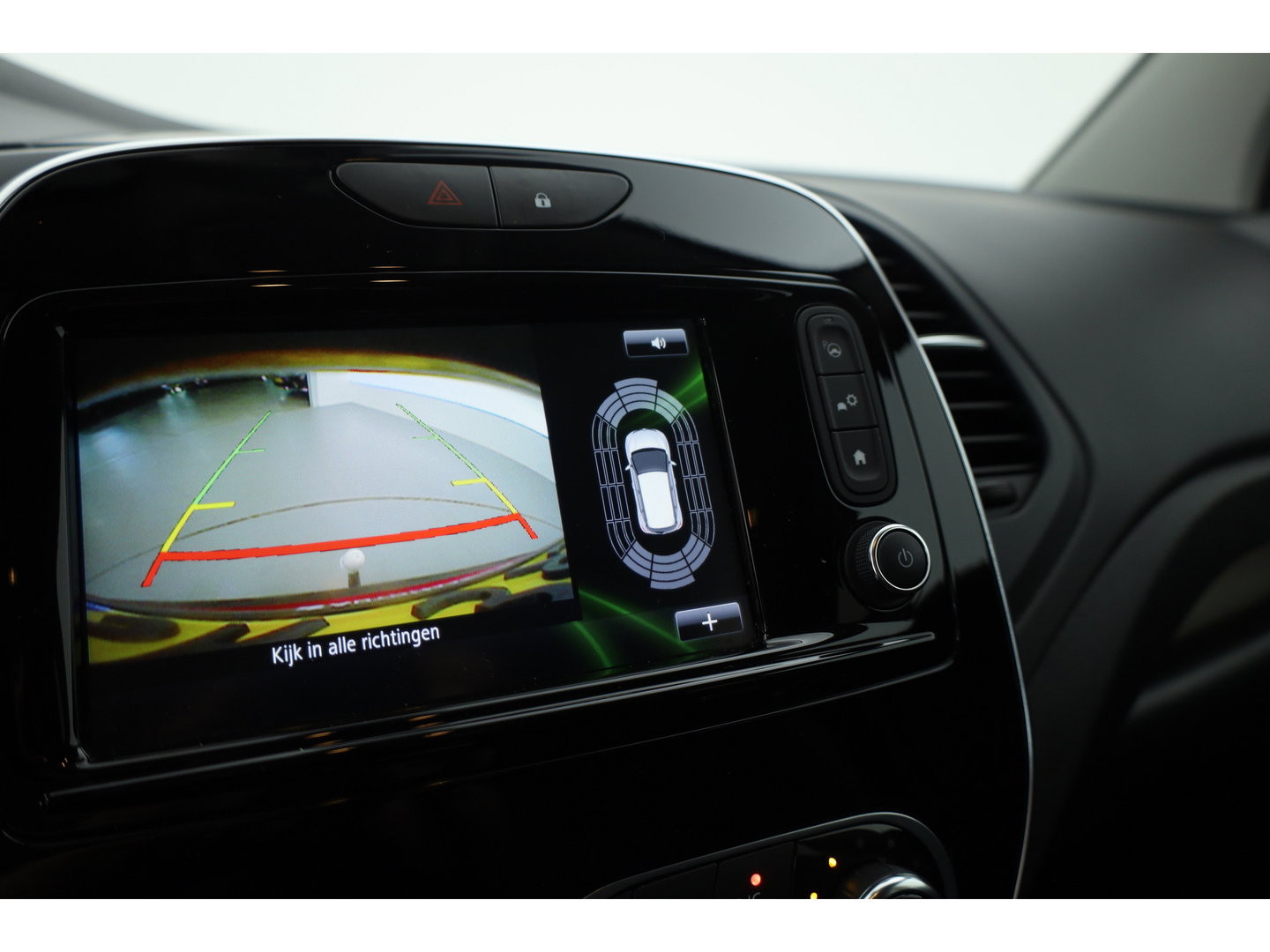 Renault Captur 0.9 TCe Intens | Trekhaak | Cruise Control | Keyless | Camera | Bluetooth | Navi | PDC V+A