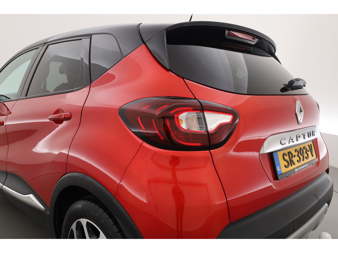 Renault Captur 0.9 TCe Intens | Trekhaak | Cruise Control | Keyless | Camera | Bluetooth | Navi | PDC V+A