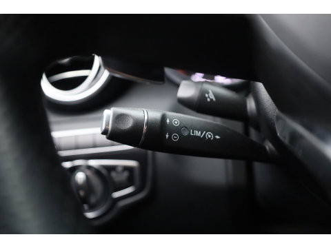 Mercedes-Benz GLC Coupé 250 4MATIC Business Solution AMG | Cruise Control | Memory | Stoelverw. | Camera | Bluetooth | 2400kg Trekgewicht | PDC V+A