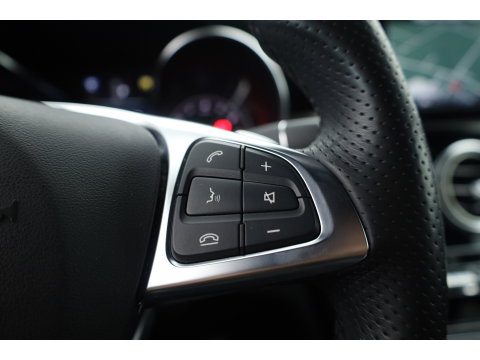 Mercedes-Benz GLC Coupé 250 4MATIC Business Solution AMG | Cruise Control | Memory | Stoelverw. | Camera | Bluetooth | 2400kg Trekgewicht | PDC V+A