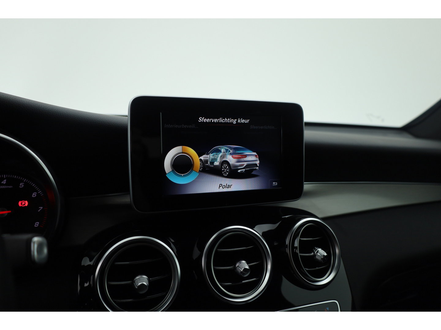 Mercedes-Benz GLC Coupé 250 4MATIC Business Solution AMG | Cruise Control | Memory | Stoelverw. | Camera | Bluetooth | 2400kg Trekgewicht | PDC V+A