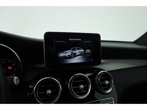 Mercedes-Benz GLC Coupé 250 4MATIC Business Solution AMG | Cruise Control | Memory | Stoelverw. | Camera | Bluetooth | 2400kg Trekgewicht | PDC V+A
