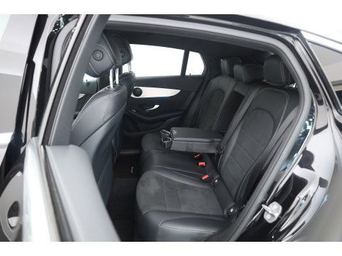 Mercedes-Benz GLC Coupé 250 4MATIC Business Solution AMG | Cruise Control | Memory | Stoelverw. | Camera | Bluetooth | 2400kg Trekgewicht | PDC V+A