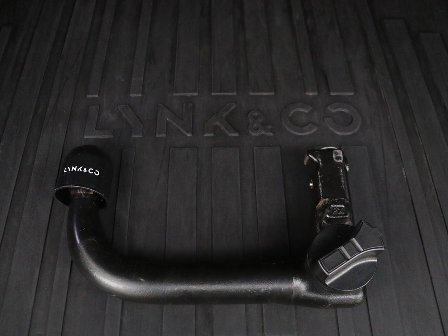 Lynk & Co 01 1.5 SOH 90.1 | Panoramadak | Trekhaak | Infinity by harman | Adaptive cruise | Full LED | Carplay | Camera | Sfeerverlichting | Dodehoek detectie |