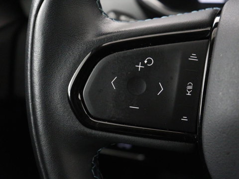 Lynk & Co 01 1.5 SOH 90.1 | Panoramadak | Trekhaak | Infinity by harman | Adaptive cruise | Full LED | Carplay | Camera | Sfeerverlichting | Dodehoek detectie |