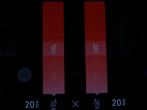 Lynk & Co 01 1.5 SOH 90.1 | Panoramadak | Trekhaak | Infinity by harman | Adaptive cruise | Full LED | Carplay | Camera | Sfeerverlichting | Dodehoek detectie |
