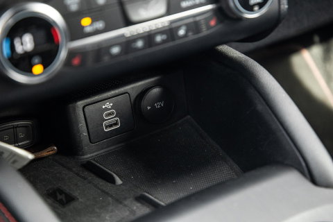 Ford Kuga 2.5 PHEV ST-Line PANORAMADAK / CARPLAY / TREKHAAK / DEALER ONDERHOUDEN / CAMERA