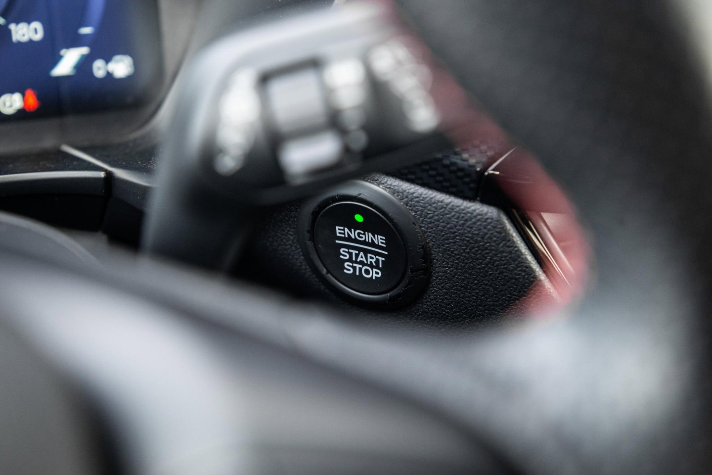Ford Kuga 2.5 PHEV ST-Line PANORAMADAK / CARPLAY / TREKHAAK / DEALER ONDERHOUDEN / CAMERA