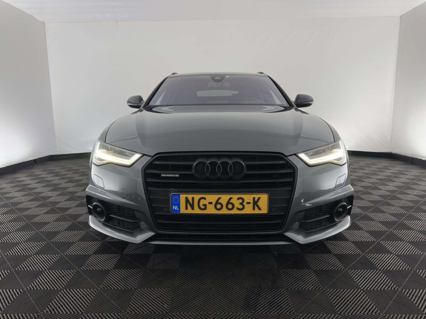 Audi A6 Avant 3.0 TDI BiT Quattro Competition Aut. *LEATHER | FULL-LED | CAMERA | NAVI-FULLMAP | HEATED-SPORTSEATS | KEYLESS | CRUISE | PDC | PRIVACY-GLASS | TOWBAR | 21"ALU