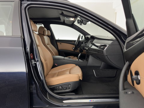 BMW 5 Serie Touring 535d M-Sportpack High Executive Aut. * PANO | LEATHER | HEATED SPORTSEATS | HIFI-SOUND | NAVI-FULLMAP | CRUISE | XENON | MEMORY-PACK | 19"ALU*
