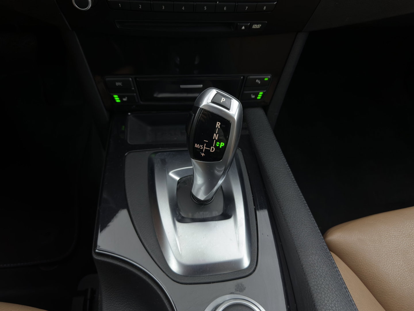 BMW 5 Serie Touring 535d M-Sportpack High Executive Aut. * PANO | LEATHER | HEATED SPORTSEATS | HIFI-SOUND | NAVI-FULLMAP | CRUISE | XENON | MEMORY-PACK | 19"ALU*
