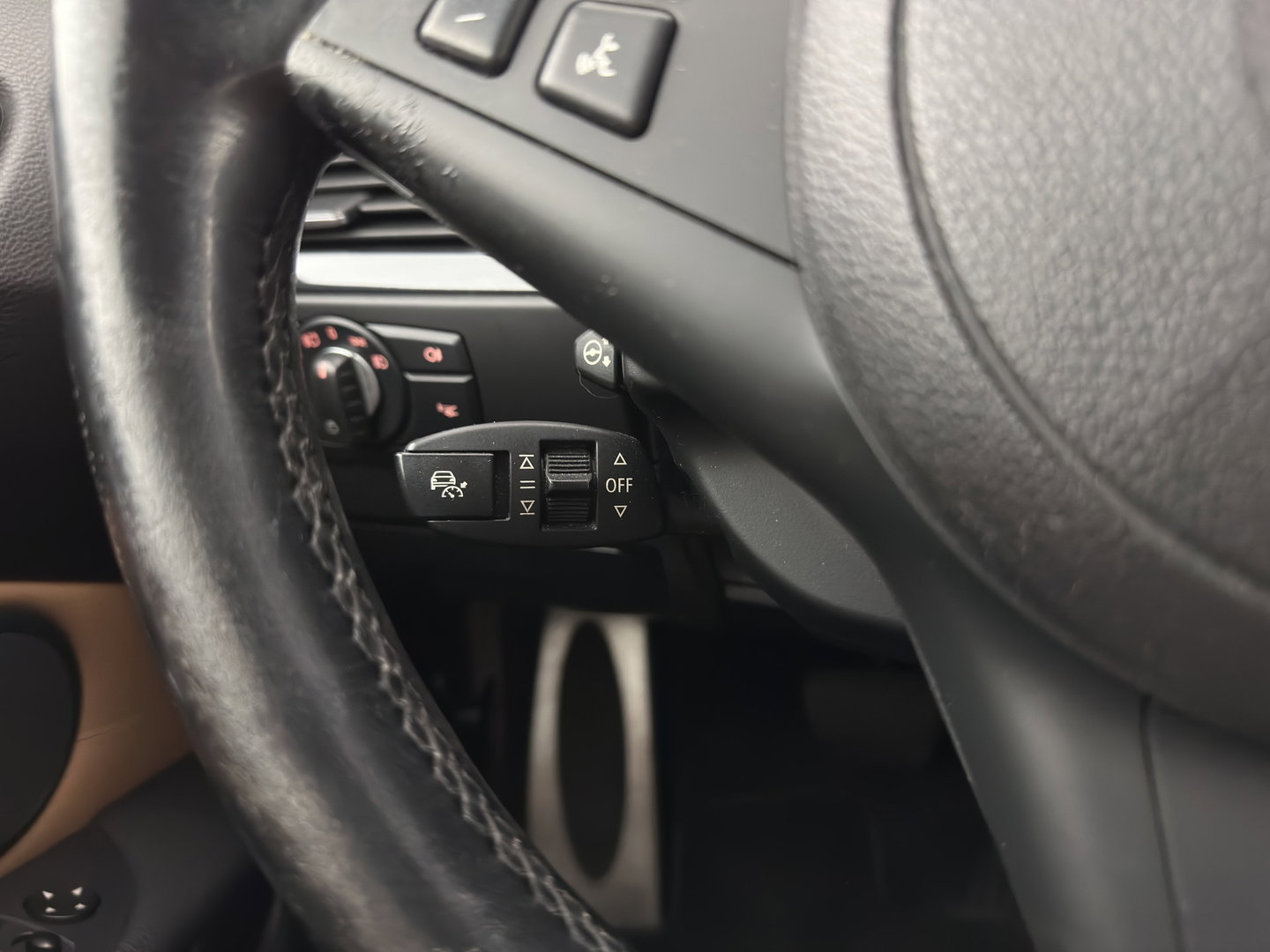 BMW 5 Serie Touring 535d M-Sportpack High Executive Aut. * PANO | LEATHER | HEATED SPORTSEATS | HIFI-SOUND | NAVI-FULLMAP | CRUISE | XENON | MEMORY-PACK | 19"ALU*