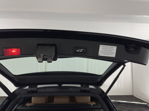 BMW 5 Serie Touring 535d M-Sportpack High Executive Aut. * PANO | LEATHER | HEATED SPORTSEATS | HIFI-SOUND | NAVI-FULLMAP | CRUISE | XENON | MEMORY-PACK | 19"ALU*