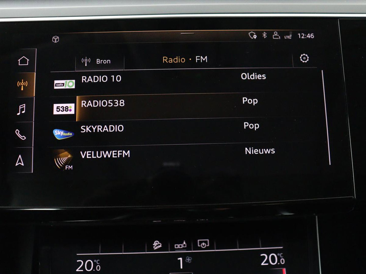 Audi e-tron e-tron 50 quattro Launch edition plus 71 kWh | SOH 90.6 | Panoramadak | Luchtvering | Adaptive cruise | Leder | Carplay | Memory | Stoelverwarming | Navi. Full map | PDC