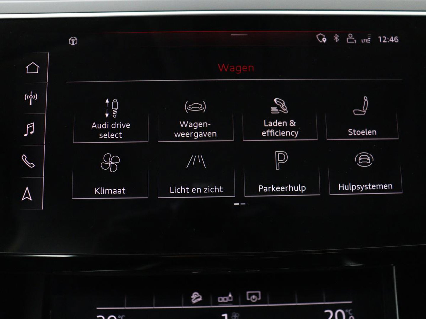 Audi e-tron e-tron 50 quattro Launch edition plus 71 kWh | SOH 90.6 | Panoramadak | Luchtvering | Adaptive cruise | Leder | Carplay | Memory | Stoelverwarming | Navi. Full map | PDC