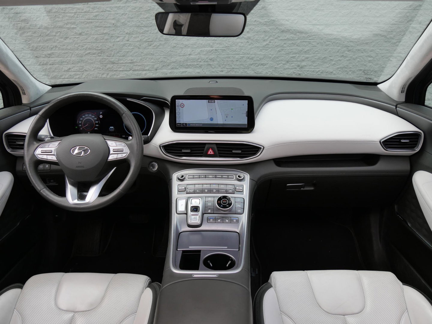 Hyundai Santa Fe PHEV PREMIUM PLUS SKY/ 7-PERSOONS/ TREKHAAK/ NL-AUTO 1STE EIGENAAR