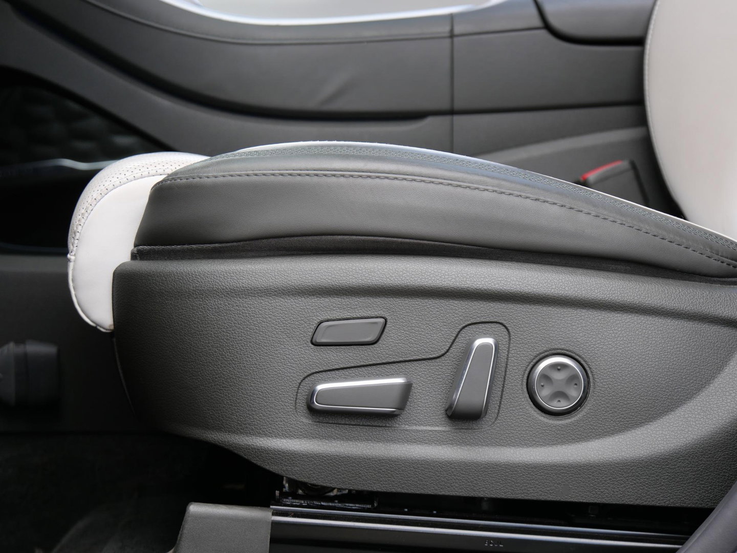 Hyundai Santa Fe PHEV PREMIUM PLUS SKY/ 7-PERSOONS/ TREKHAAK/ NL-AUTO 1STE EIGENAAR