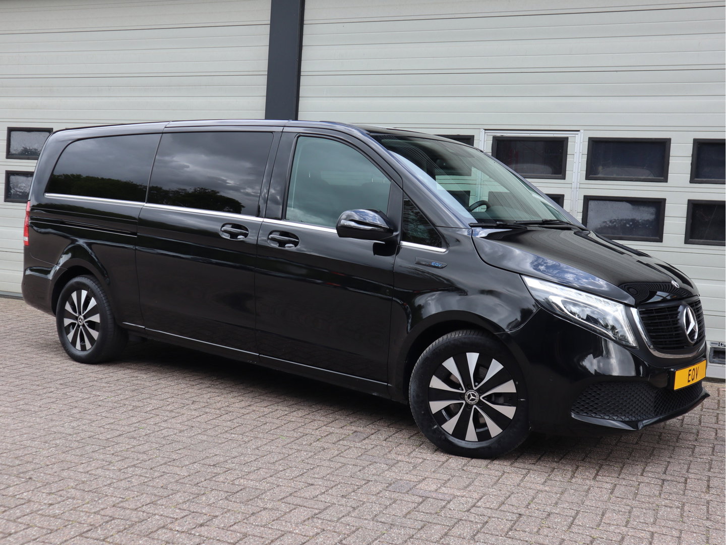 Mercedes-Benz EQV 300 90kWh L3 Extra lang - 8 Persoons - Leder - TAXI