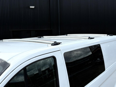 Ford Transit Custom 340 2.0 TDCI L2H1 Ambiente DC | DAKDRAGERS | 130PK | CRUISE