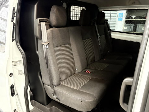 Ford Transit Custom 340 2.0 TDCI L2H1 Ambiente DC | DAKDRAGERS | 130PK | CRUISE