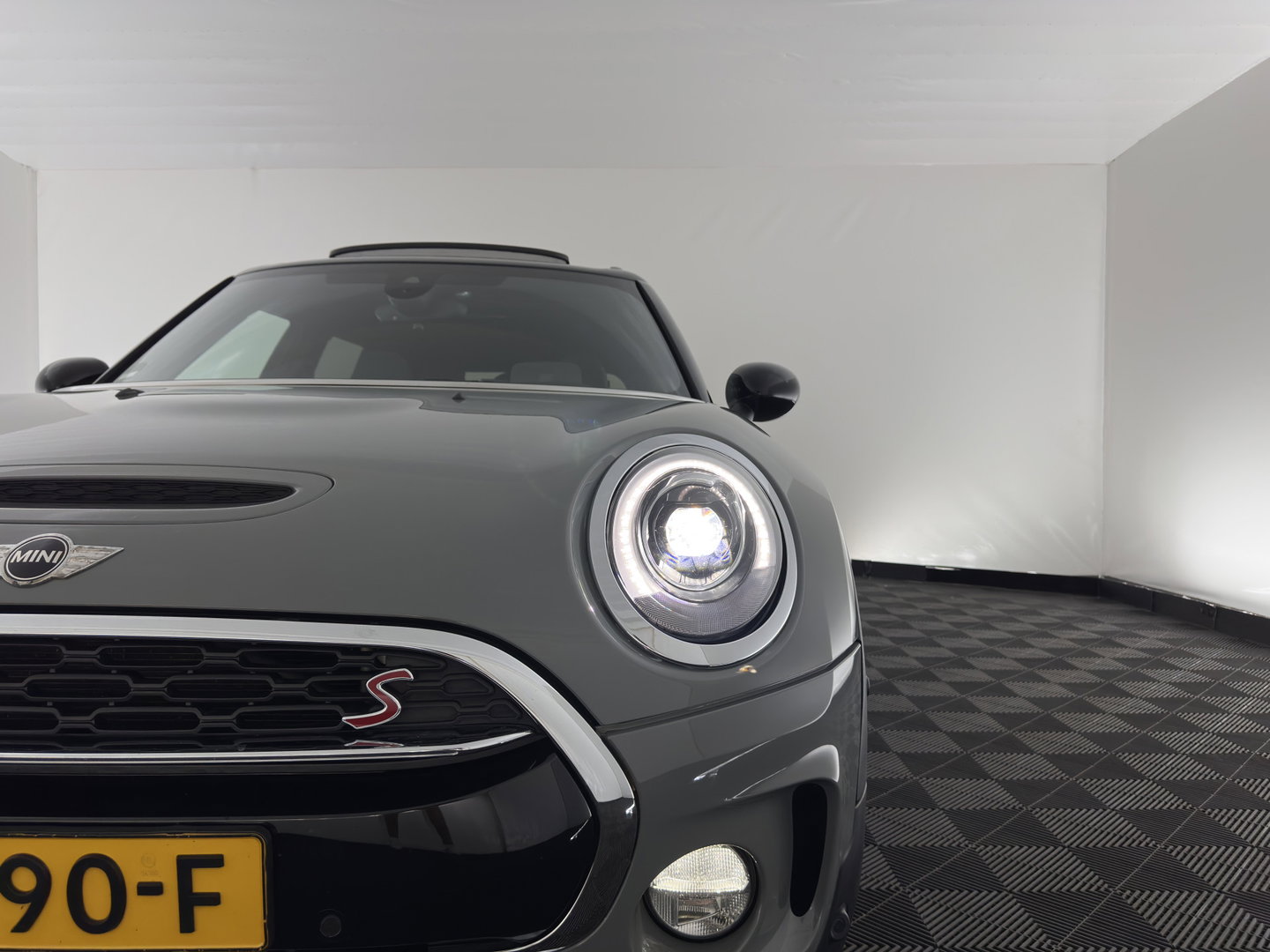MINI Clubman 2.0 Cooper SD ALL4 Chili Serious Business Aut. *FULL-LED | HEATED-SPORTSEATS | KEYLESS | NAVI-FULLMAP | ECC | PDC | CRUISE | AMBIENTLIGHT | 18''ALU*