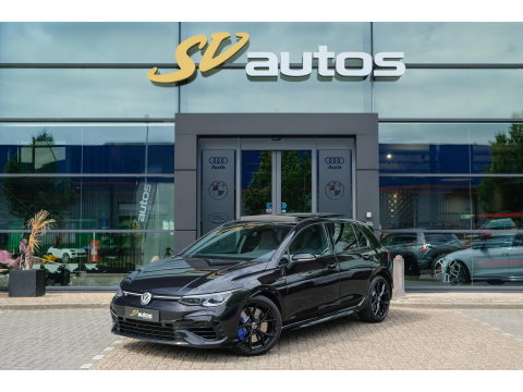 Volkswagen Golf R 2.0 TSI 320pk 8R 4Motion Performance Akrapovic Panoramadak Black edition IQ light DCC Camera