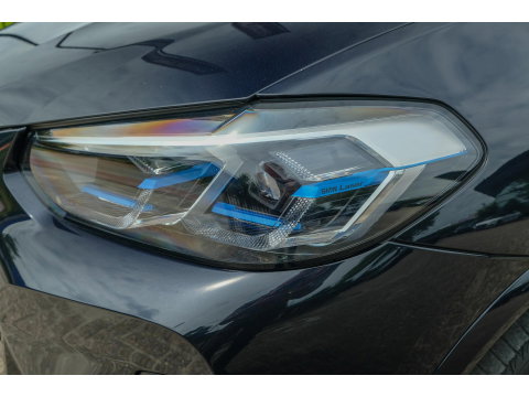 BMW X3 xDrive30e 292pk M-sport High Exe. Panoramadak Laser lampen 360 camera Black edition Sportstoelen leder