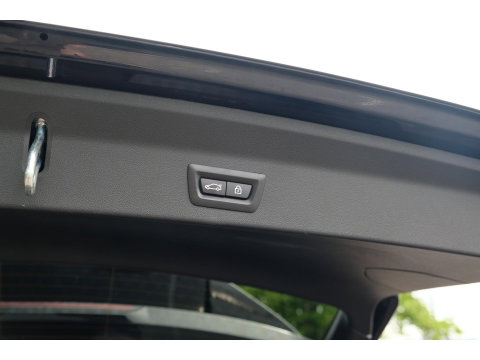 BMW X3 xDrive30e 292pk M-sport High Exe. Panoramadak Laser lampen 360 camera Black edition Sportstoelen leder