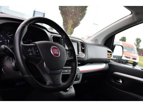 Fiat Scudo 2.0 MultiJet L3H1 PB Edition Camera, Cruise, Carplay, LED, Automaat, 177pk, Multimedia, Trekhaak, Sensoren, Uniek!