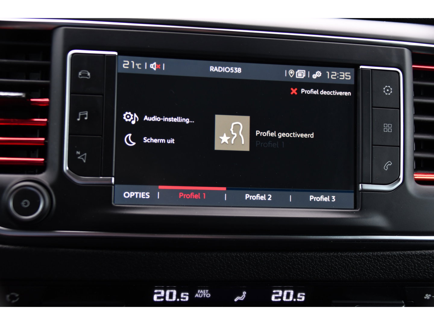 Fiat Scudo 2.0 MultiJet L3H1 PB Edition Camera, Cruise, Carplay, LED, Automaat, 177pk, Multimedia, Trekhaak, Sensoren, Uniek!