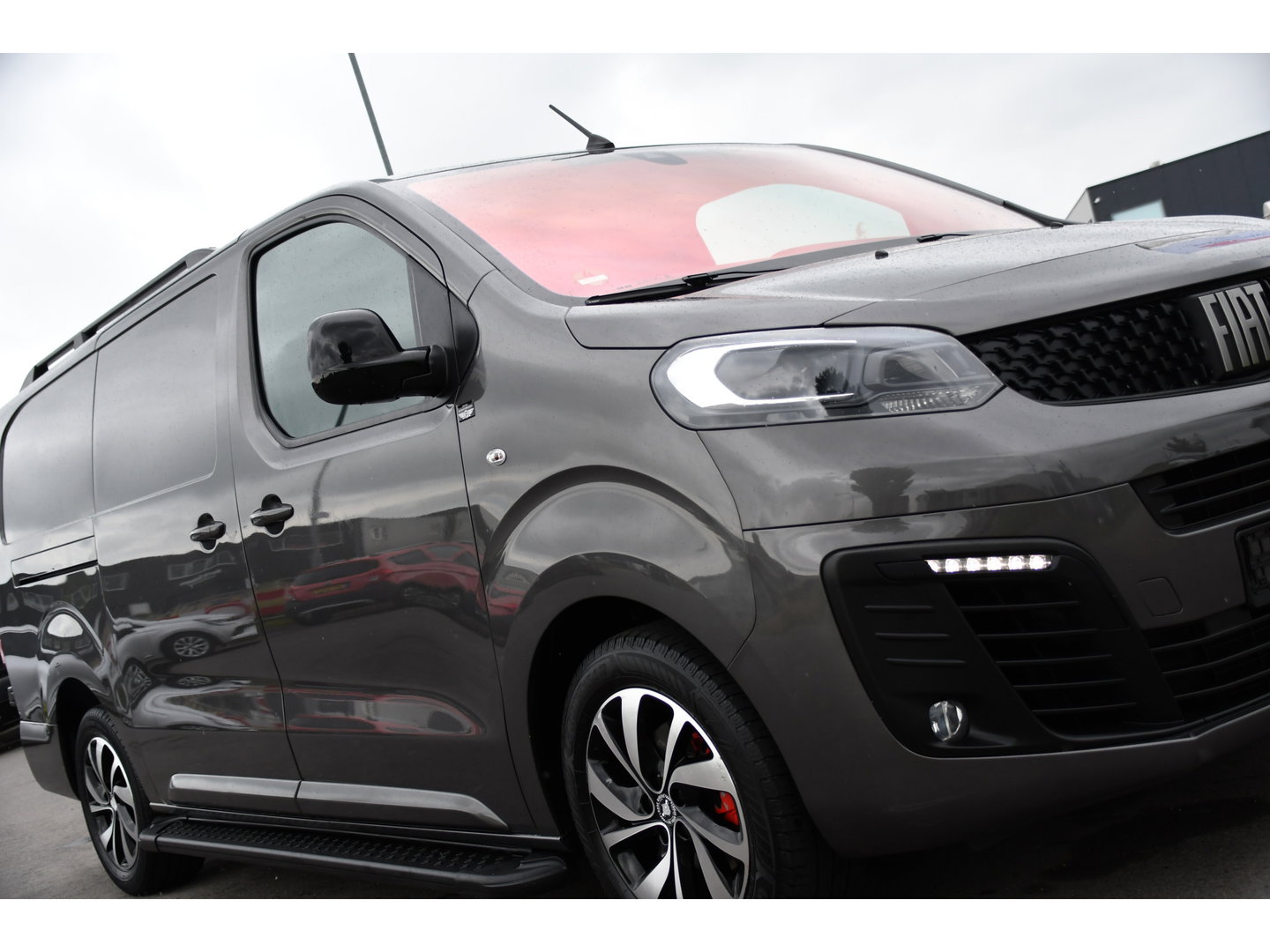 Fiat Scudo 2.0 MultiJet L3H1 PB Edition Camera, Cruise, Carplay, LED, Automaat, 177pk, Multimedia, Trekhaak, Sensoren, Uniek!