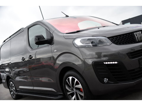 Fiat Scudo 2.0 MultiJet L3H1 PB Edition Camera, Cruise, Carplay, LED, Automaat, 177pk, Multimedia, Trekhaak, Sensoren, Uniek!