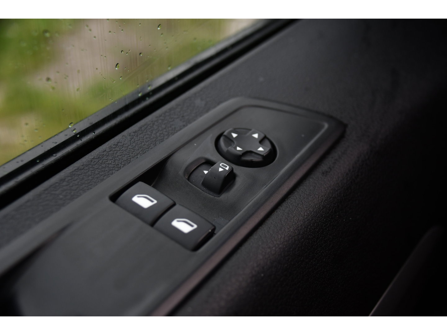 Fiat Scudo 2.0 MultiJet L3H1 PB Edition Camera, Cruise, Carplay, LED, Automaat, 177pk, Multimedia, Trekhaak, Sensoren, Uniek!
