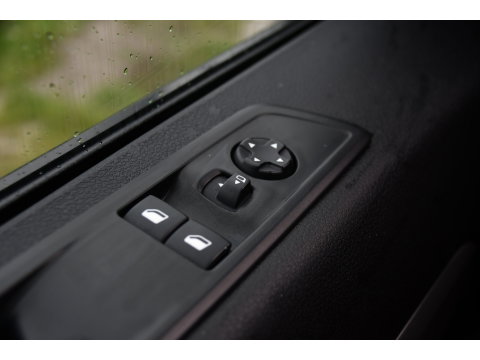 Fiat Scudo 2.0 MultiJet L3H1 PB Edition Camera, Cruise, Carplay, LED, Automaat, 177pk, Multimedia, Trekhaak, Sensoren, Uniek!