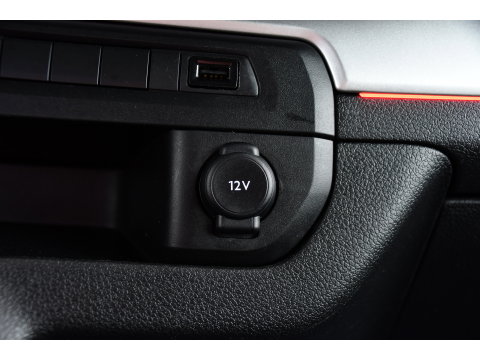 Fiat Scudo 2.0 MultiJet L3H1 PB Edition Camera, Cruise, Carplay, LED, Automaat, 177pk, Multimedia, Trekhaak, Sensoren, Uniek!