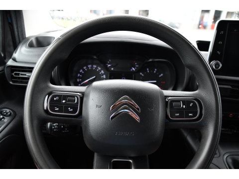 Citroën Berlingo 1.5 BlueHDI Black Edition Cruise, Carplay, Sensoren, 102pk, Multimedia, Trekhaak, Keyless, Uniek!