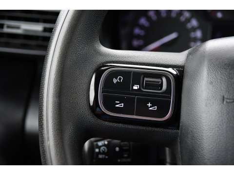 Citroën Berlingo 1.5 BlueHDI Black Edition Cruise, Carplay, Sensoren, 102pk, Multimedia, Trekhaak, Keyless, Uniek!