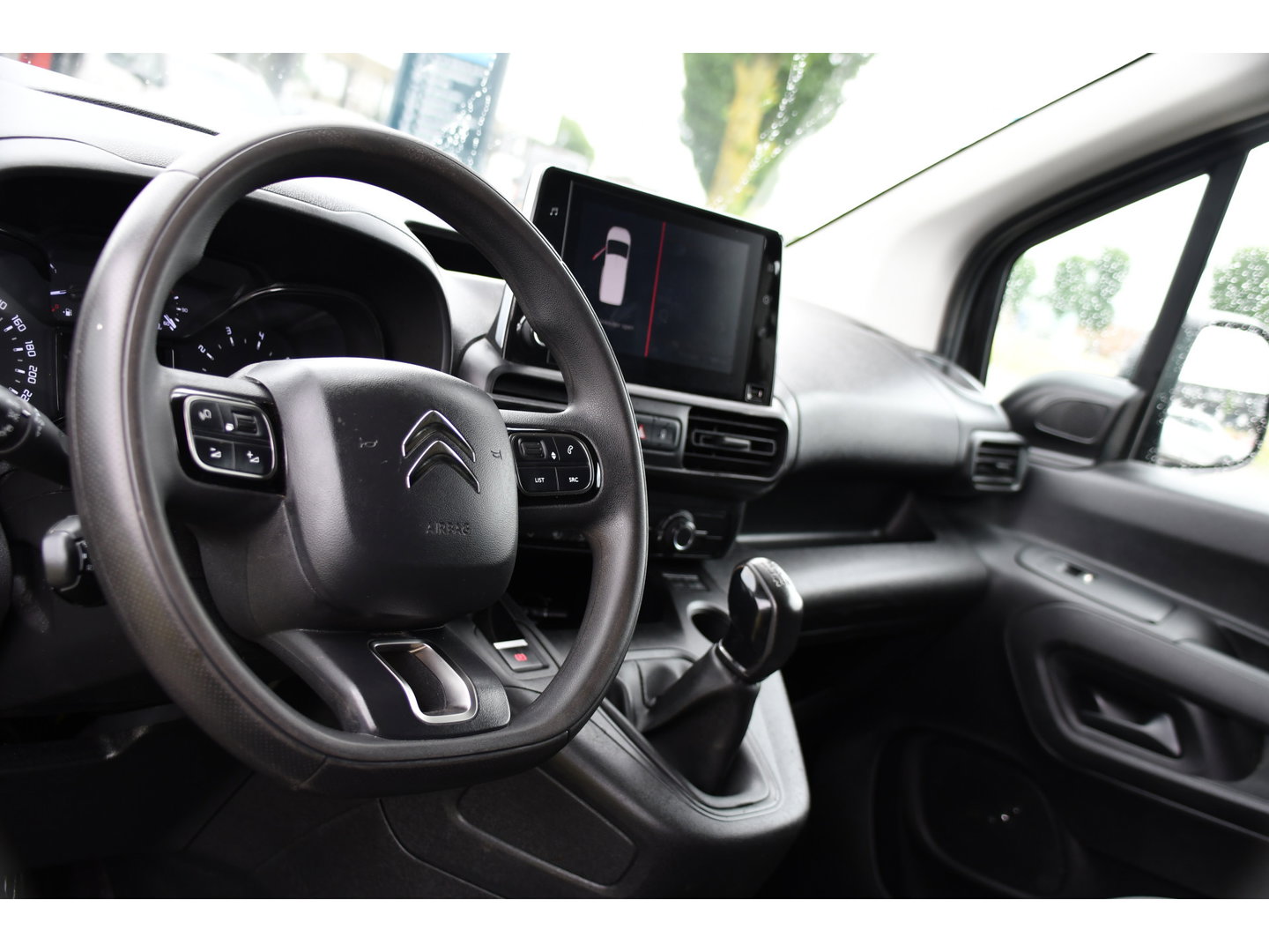 Citroën Berlingo 1.5 BlueHDI Black Edition Cruise, Carplay, Sensoren, 102pk, Multimedia, Trekhaak, Keyless, Uniek!