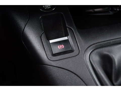 Citroën Berlingo 1.5 BlueHDI Black Edition Cruise, Carplay, Sensoren, 102pk, Multimedia, Trekhaak, Keyless, Uniek!