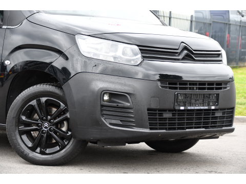 Citroën Berlingo 1.5 BlueHDI Black Edition Cruise, Carplay, Sensoren, 102pk, Multimedia, Trekhaak, Keyless, Uniek!