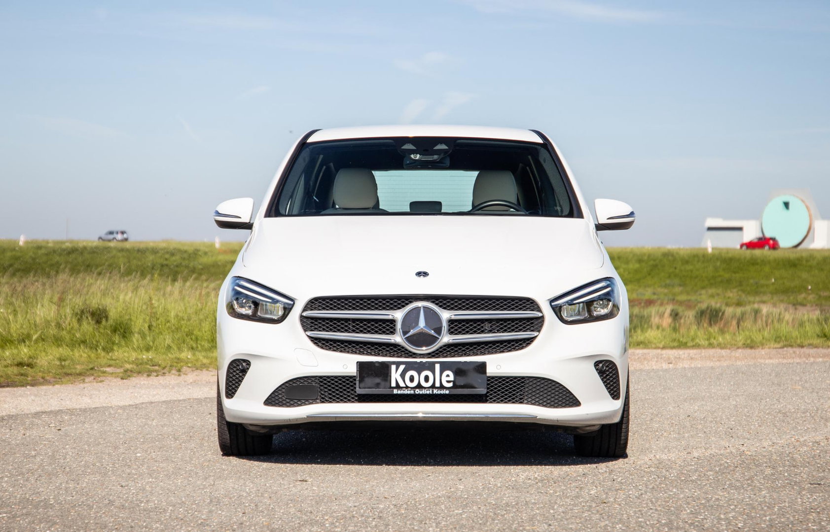 Mercedes-Benz B-Klasse 250 e Business Solution Luxury Limited CARPLAY / AMBILIGHT / STOELVERWARMING / CAMERA / DEALER ONDERHOUDEN