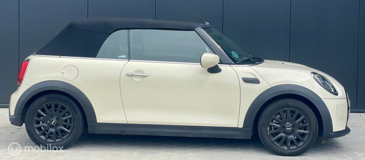 MINI Cooper Cabrio