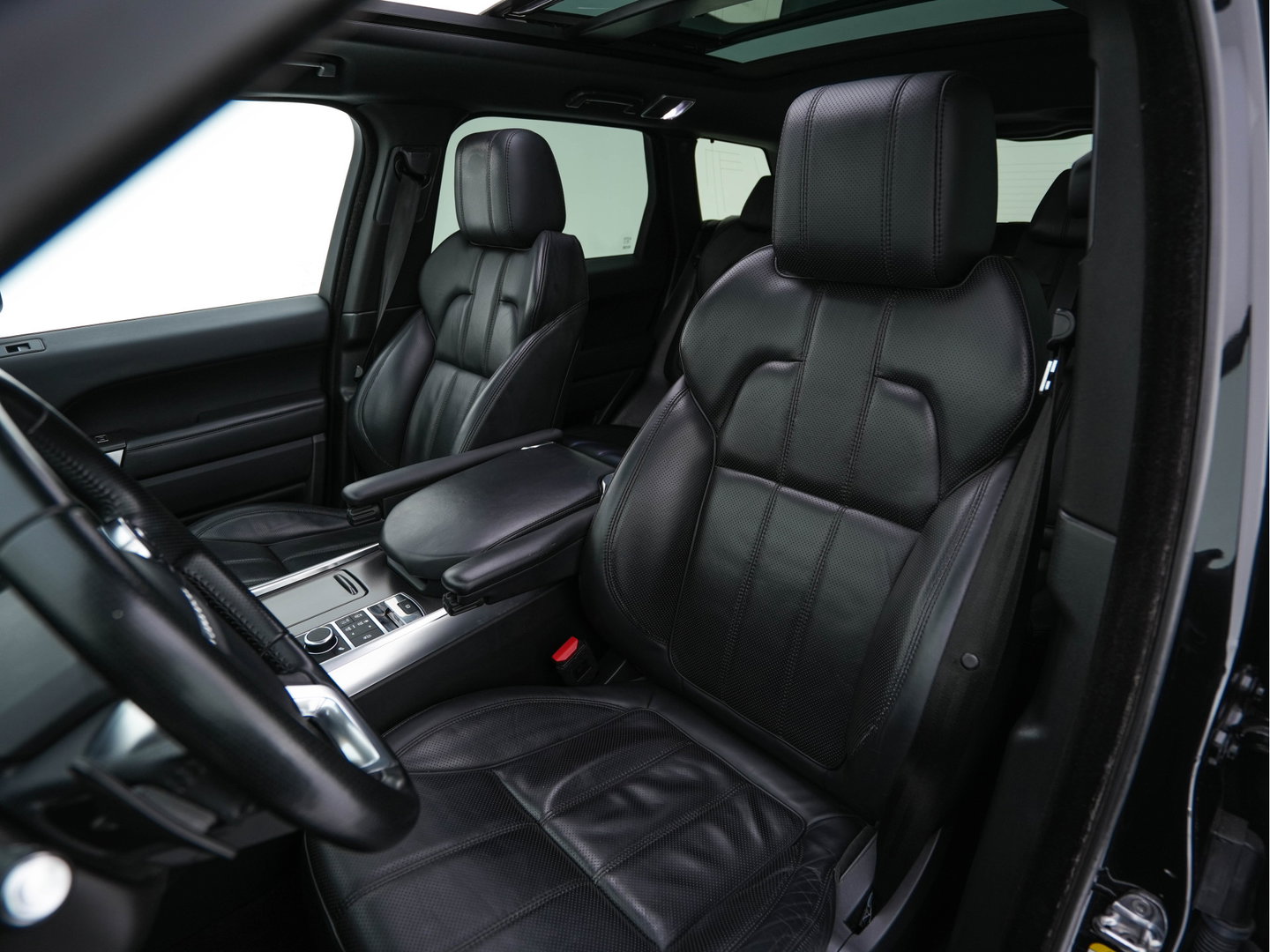 Land Rover Range Rover Sport 3.0 SDV6 HSE Dynamic Aut. *PANO | LEATHER | BI-XENON | NAVI-FULLMAP | CAMERA | KEYLESS | AIR-SUSPENSION | ECC | PDC | CRUISE | PRIVACY-GLASS | SHIFT-PADDLES | BREMBO-BRAKES | COMFORT-SEATS | 21''ALU*