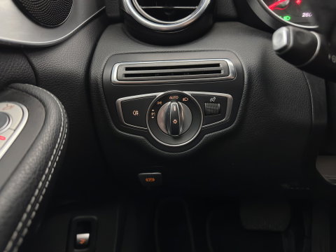 Mercedes-Benz C-Klasse Estate 200 CDI Business Solution Aut. *FULL-LED | LEATHER-FABRIC | FULL-LED | NAVI-FULLMAP | CAMERA | HEATED-SPORTSEATS | SHIFTPADDLES | CRUISE | KEYLESS | TOWBAR | 17''ALU*
